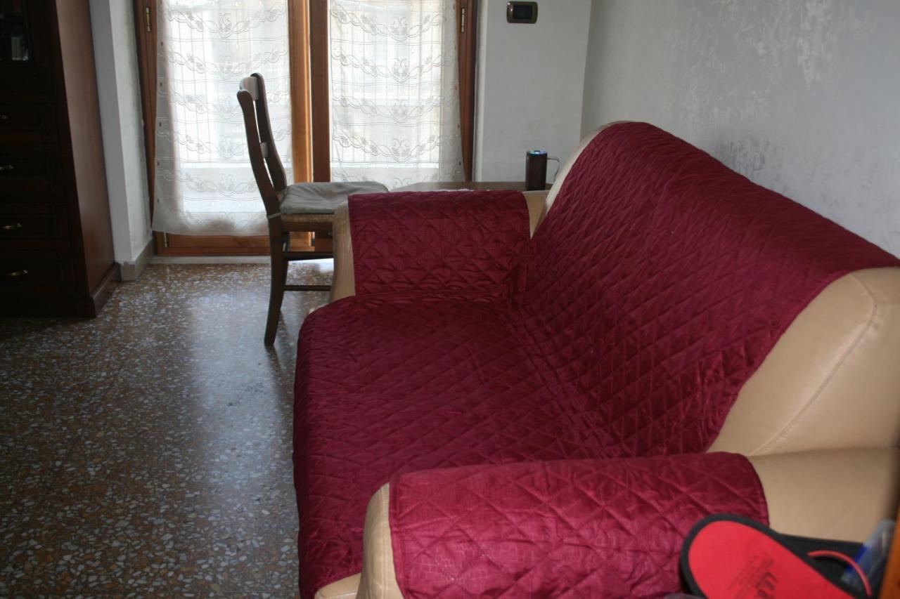 Appartamento Per Turisti E Famiglie Roma Luaran gambar
